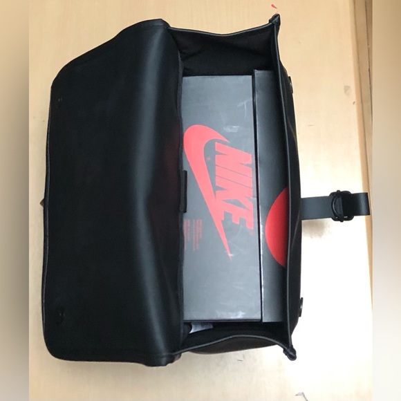 Offers Welcome Rains Backpack - Picture 9 of 13